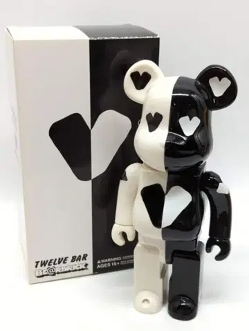MEDICOMTOY BE@RBRICK TWELVEBAR 400%