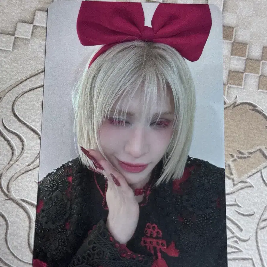 엑스러브 XLOV 언러브 미공포 포카 우무티
