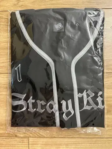 Stray Kids dominATE JAPAN 유니폼 셔츠 창빈