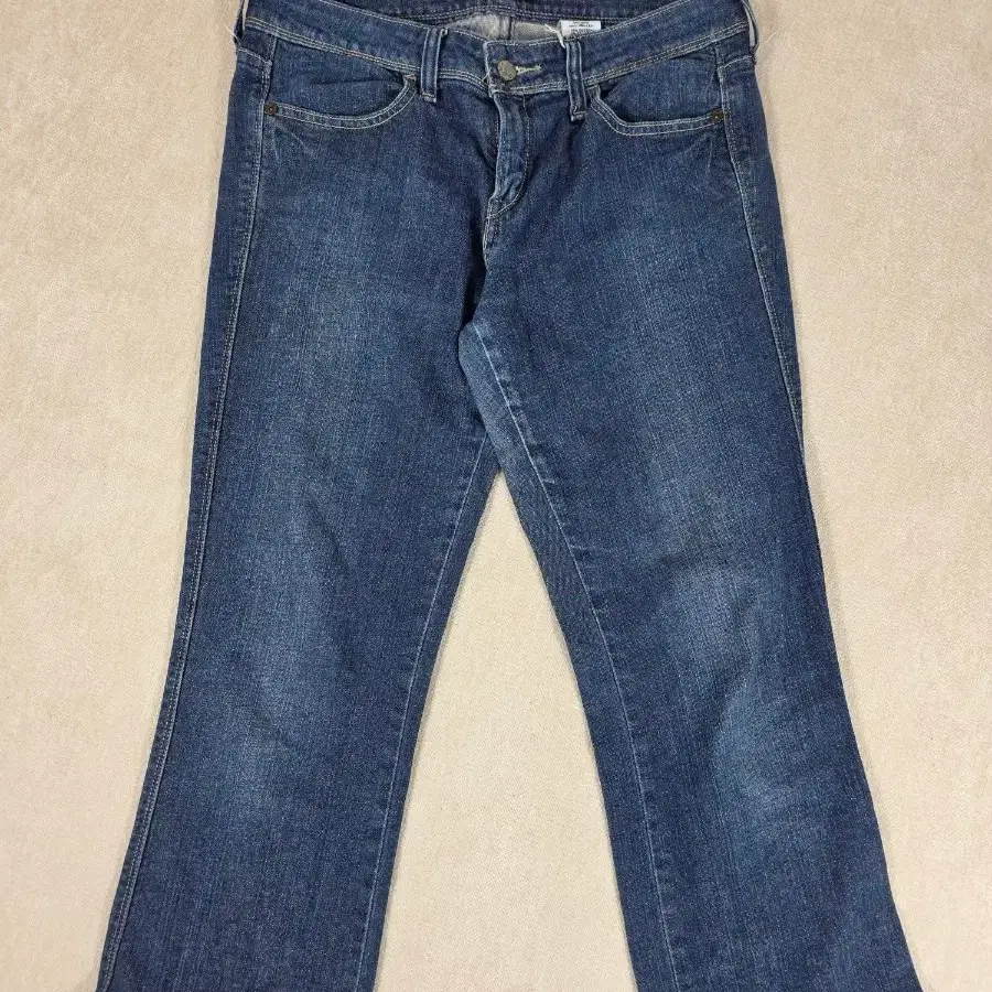 리바이스(Levi's) 나이트 블루스 백포켓 큐빅 부츠컷 데님 팬츠