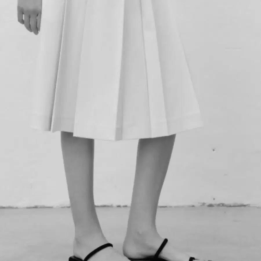 le17septembre 원라인 레더 샌들 ONE LINE LEATHER SANDAL