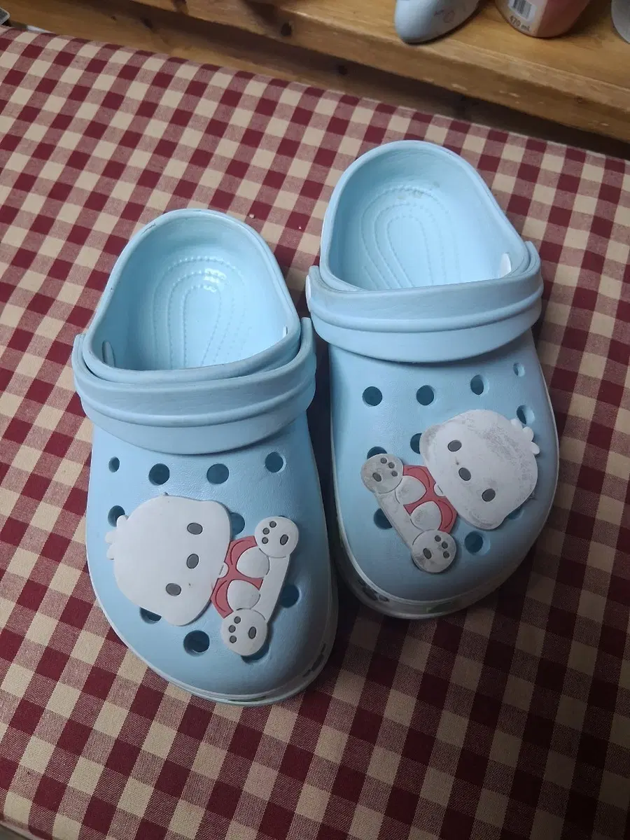 아기 곰돌이 크록스 샌들 라이트 블루(155)