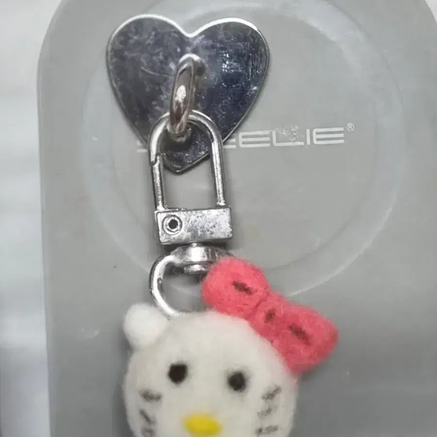 헬로키티 키링 펠트 인형