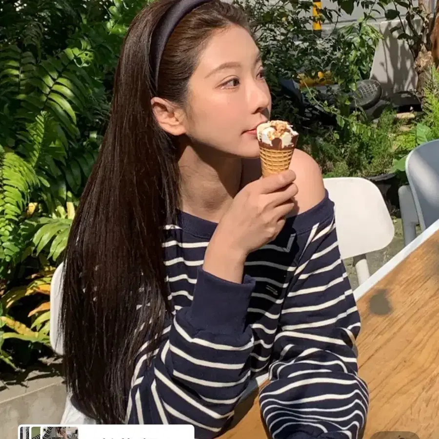 레터프롬문 오프숄더