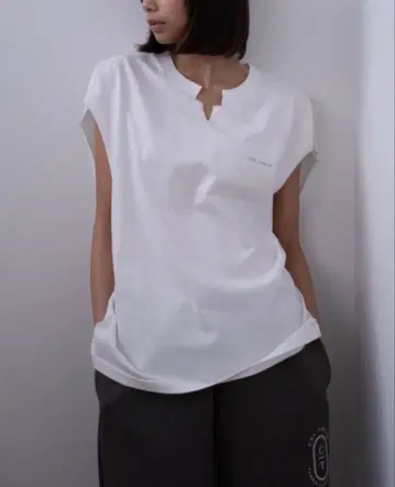 CDL 커팅 슬리브리스 티 노스리브 화이트 S
