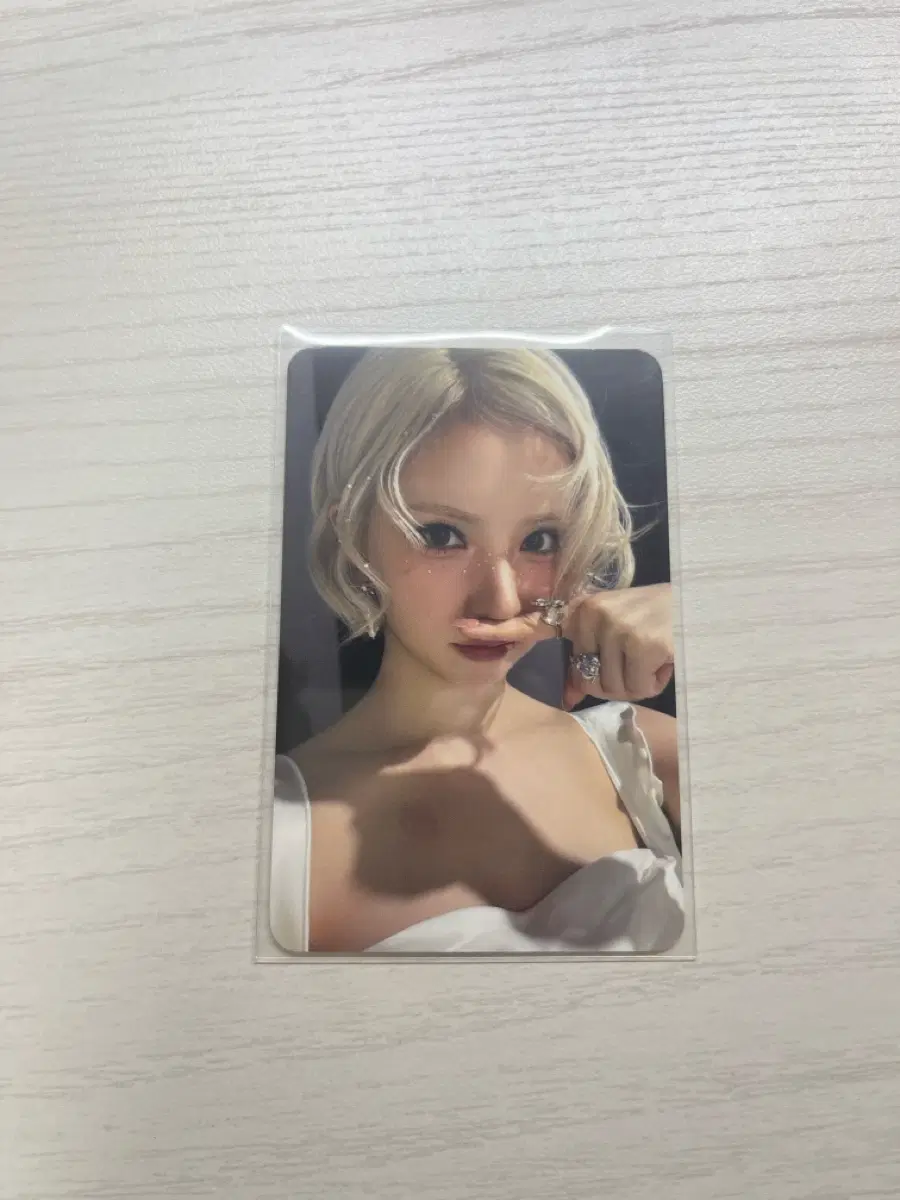 비비지 a motage of 라라럽미 케타포 포카 판매 은하