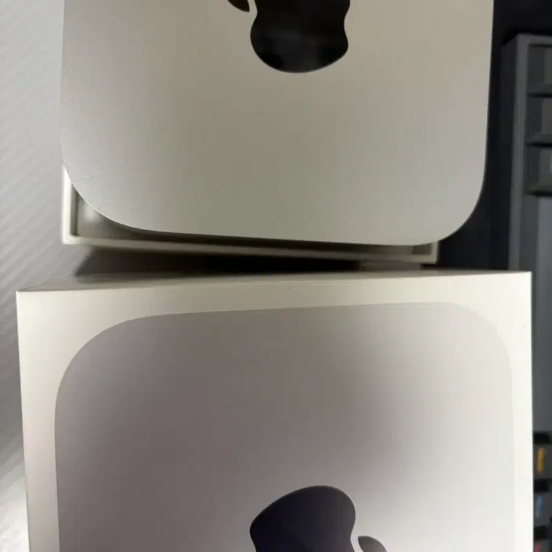 맥미니 m4 24gb 256 팝니다.