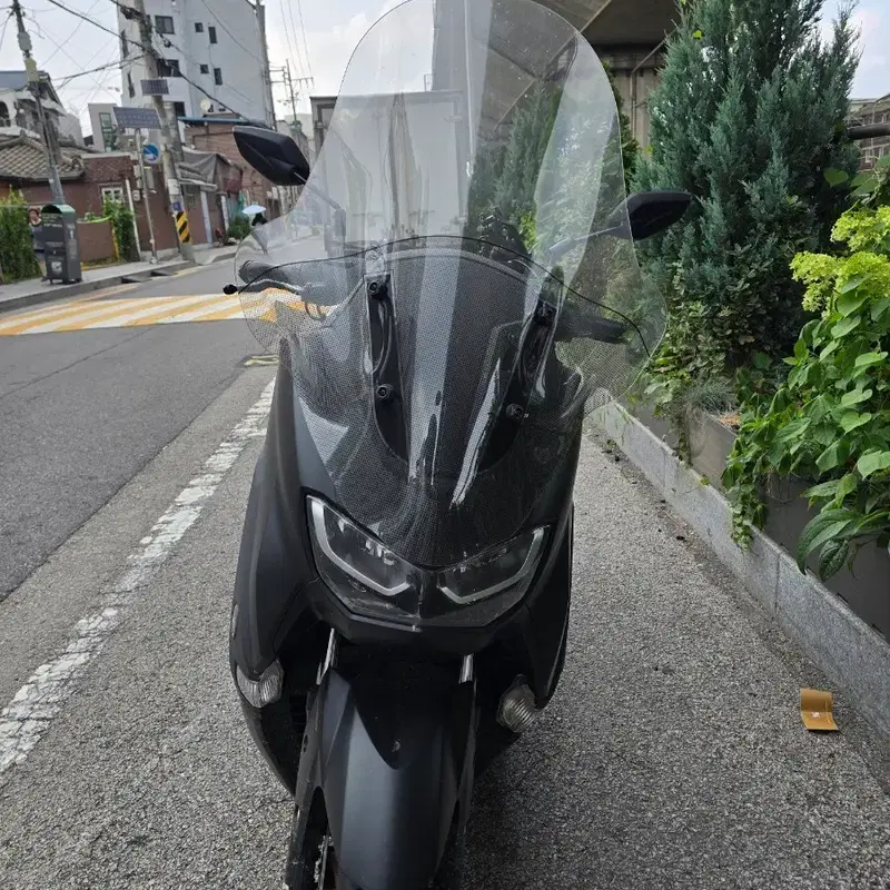 야마하 NMAX 125 스쿠터 검정