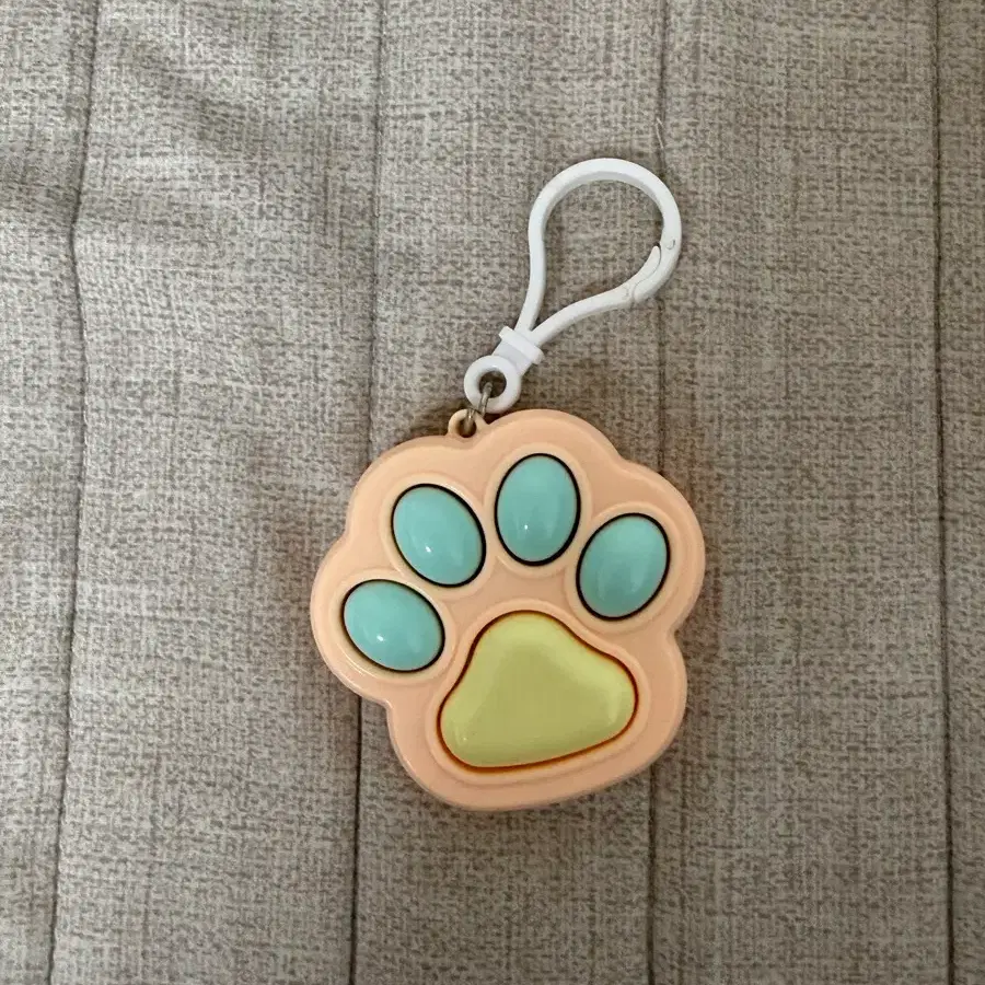 고양이 발바닥 캐캡 키링