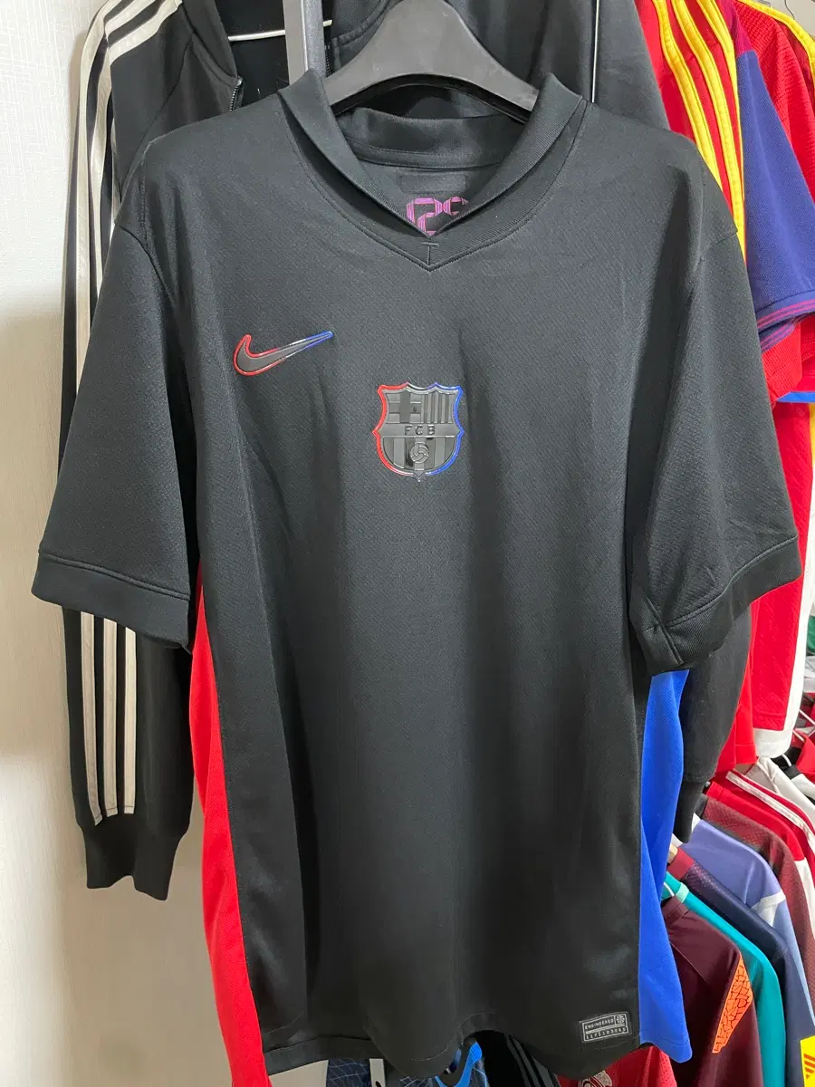 FC Barcelona 2024/25 Away Jersey
