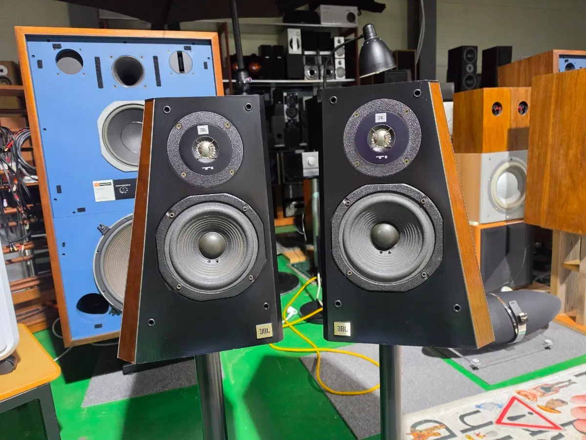 JBL Ti 1000 북쉘프 스피커 스텐드포함