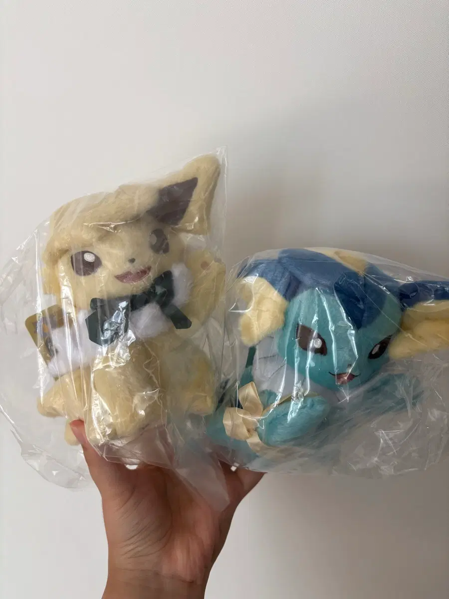 포켓몬센터 봉제인형 Eevee Collection 샤미드 쥬피썬더 하이파이브