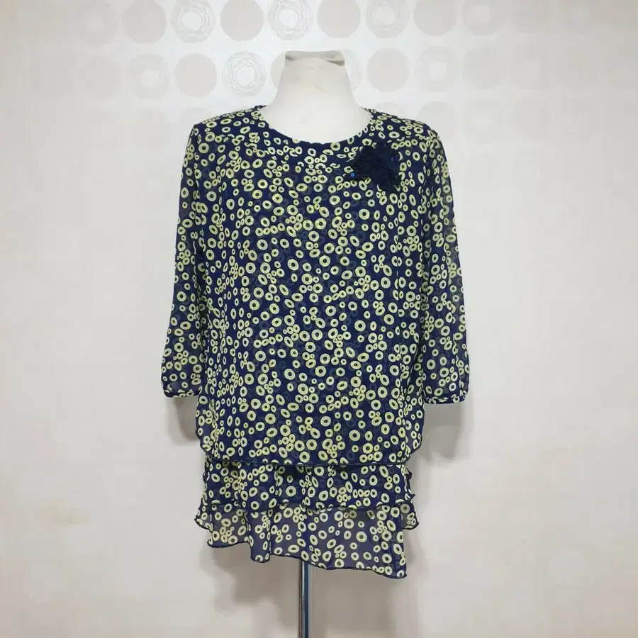 세리아 7부블라우스66 블라우스66 7부티66 티셔츠66 쉬폰블라우스66