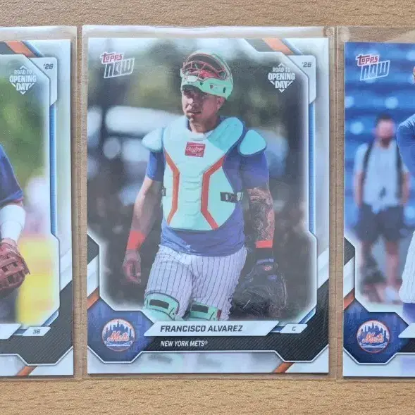 MLB 2026 탑스나우 오프닝데이 뉴욕메츠 비셋, 알바레즈, 로버트 카드 3장랏 판매합니다.