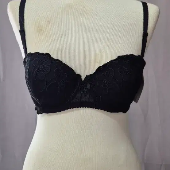 블랙 레이스 브라 75C