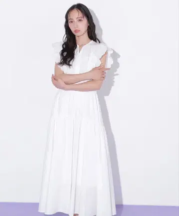 새상품 JILL BY JILLSTUART 컷워크 칼라 원피스 화이트
