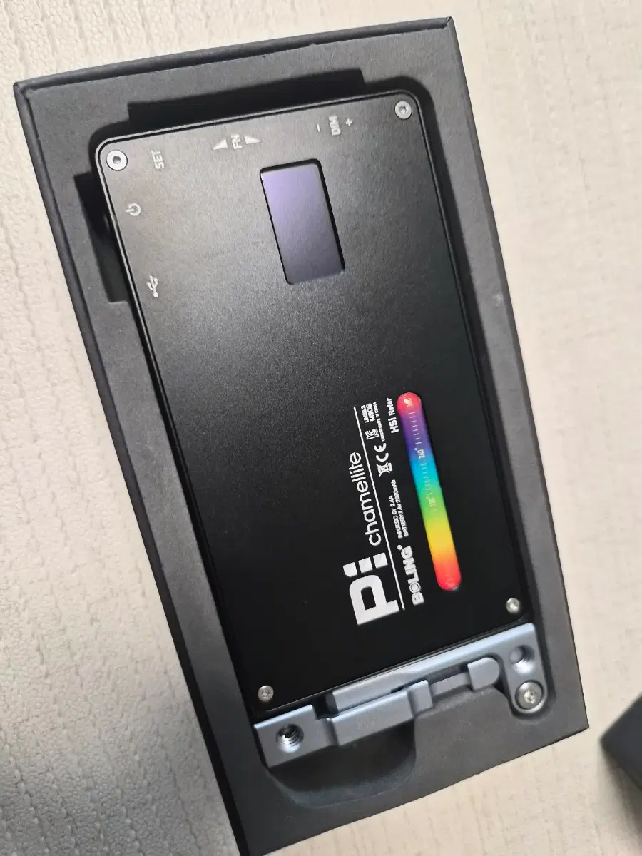 포멕스 카메라라이트 P1 chamellite /RGB 풀 컬러/LED 라이트 촬영조명