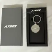 ATEEZ Thunder puffer bag | 의류/패션잡화 | 번개장터 중고거래