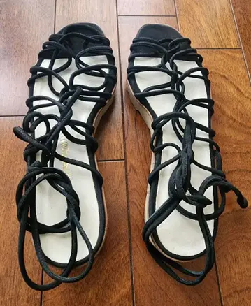 새상품 EMPORIO ARMANI 샌들 37 블랙