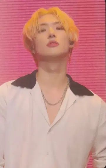 ATEEZ XYZ POPUP MIN GI THE MOMENTS:UNRELEASED GALLERY 랜덤 트레이딩 카드