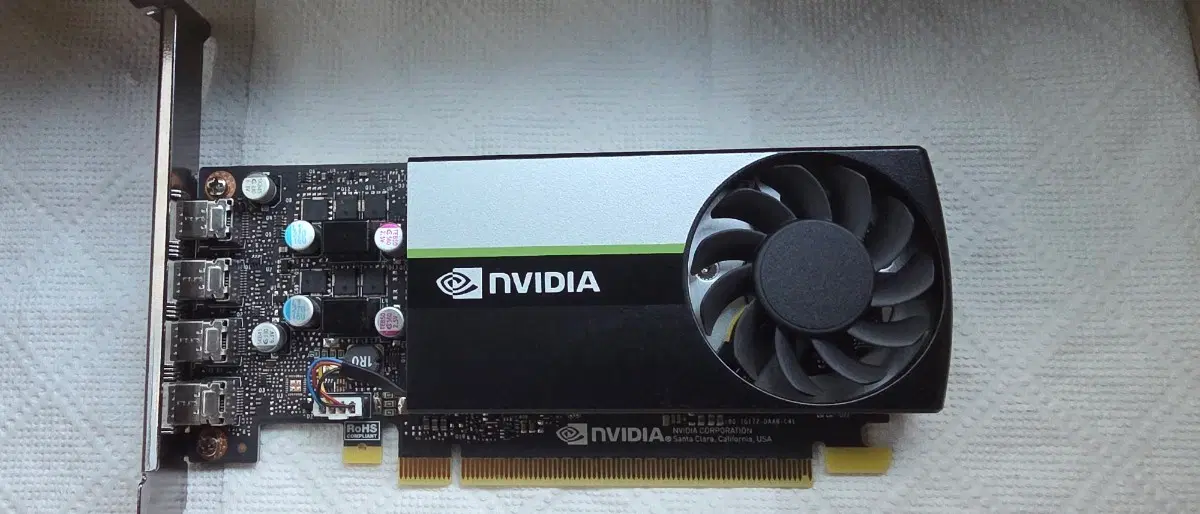 nvidia quadro T1000 중고 그래픽카드 팝니다