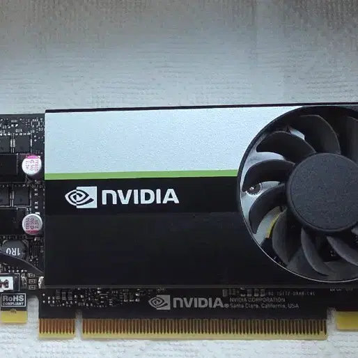 nvidia quadro T1000 중고 그래픽카드 팝니다