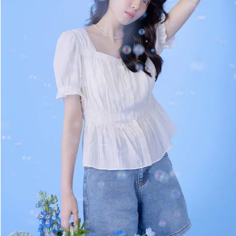 로엠 스퀘어넥 셔링 블라우스