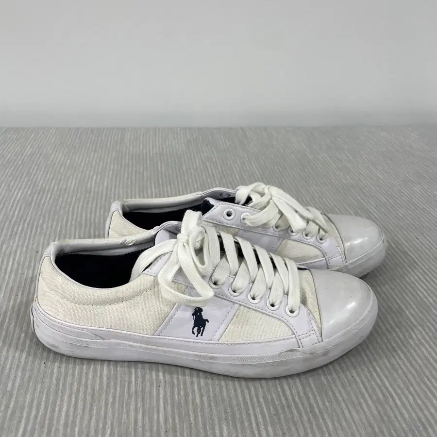 1093) 폴로 랄프로렌 캔버스 스니커즈 240mm