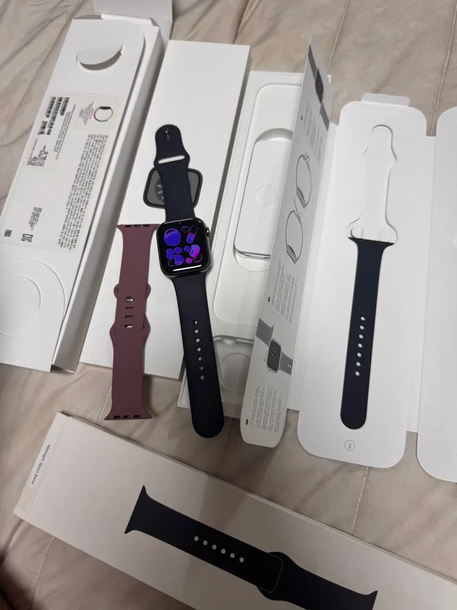 애플워치8 45mm 그레파이트 스틸모델 상태좋음
