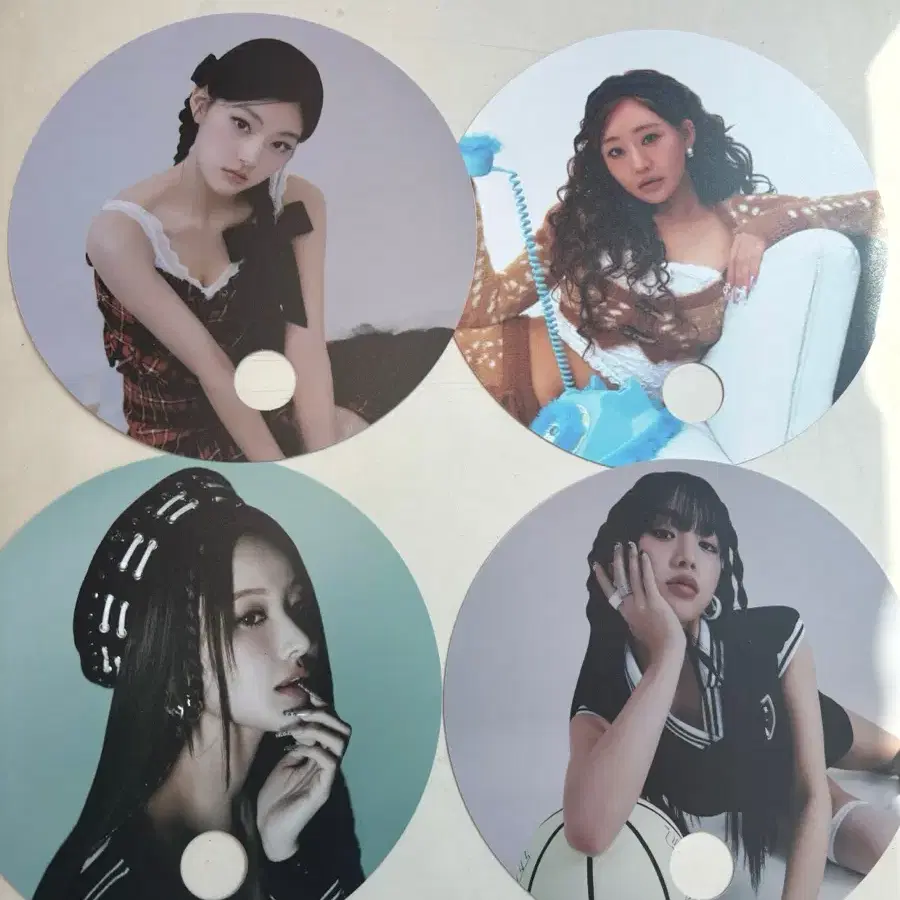 키스오브라이프 키스로드 부채