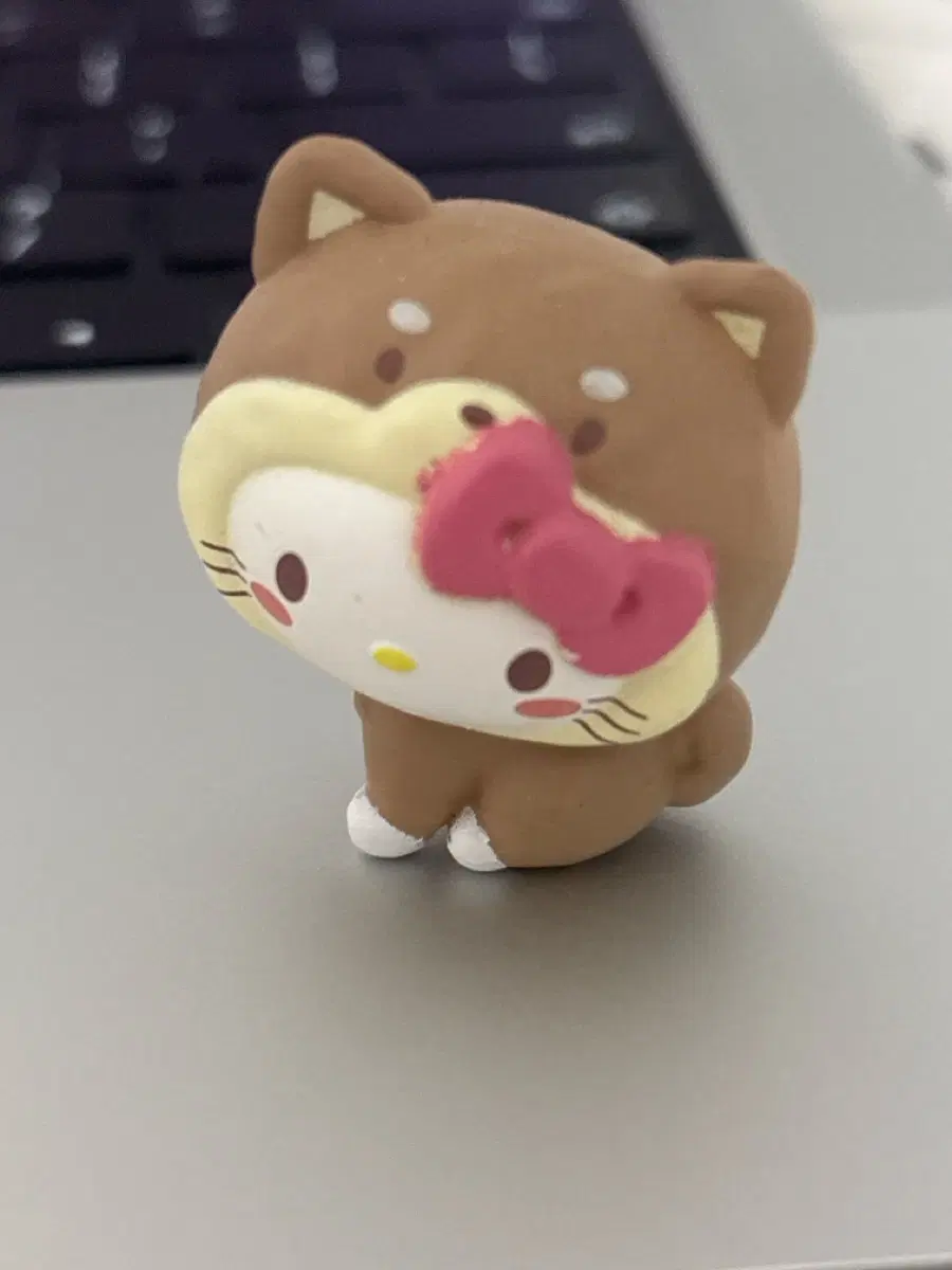 산리오 키티 강아지 피규어