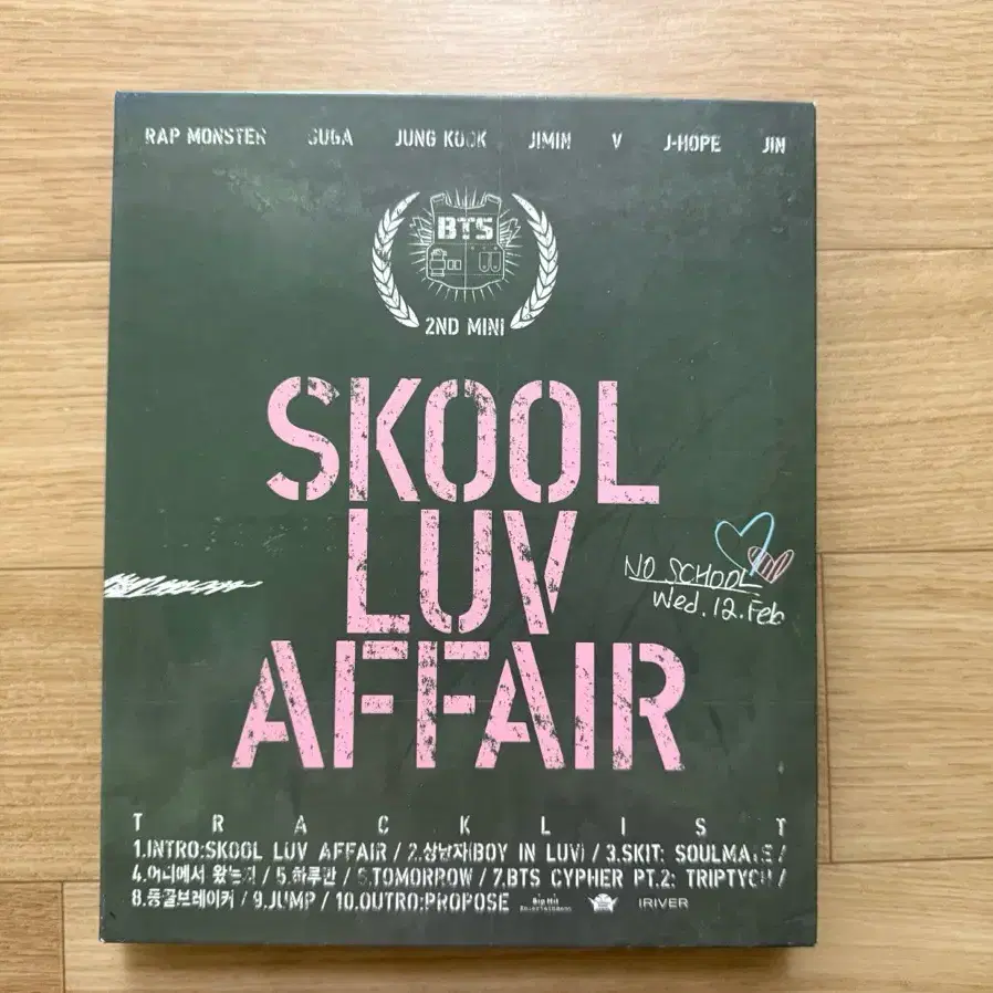 BTS 스쿨럽어페어 앨범 CD 포토카드 스티커 포함