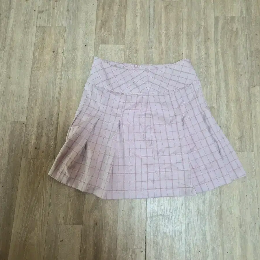 주름치마