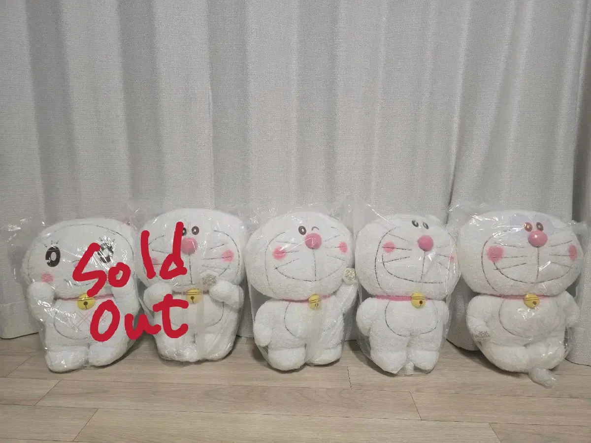 <도라에몽 Doraemon> 일본 한정판 눈꽃 인형