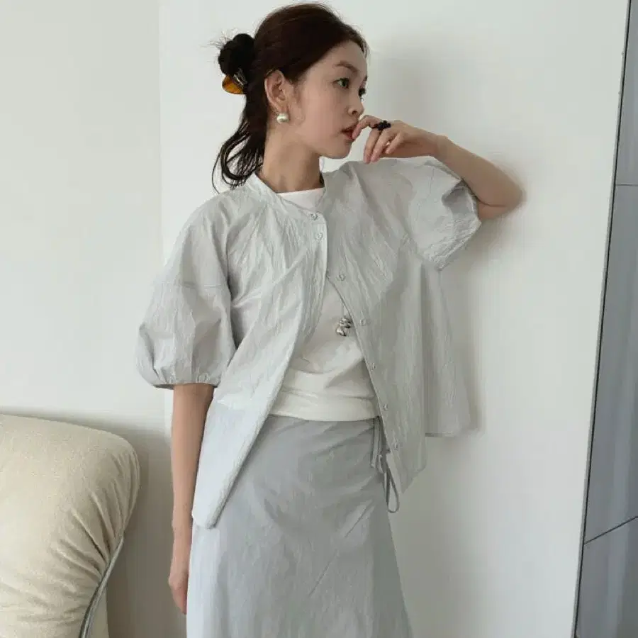 마레 mare 볼륨 블라우스 그레이 중고 상태좋음 (시원해여)