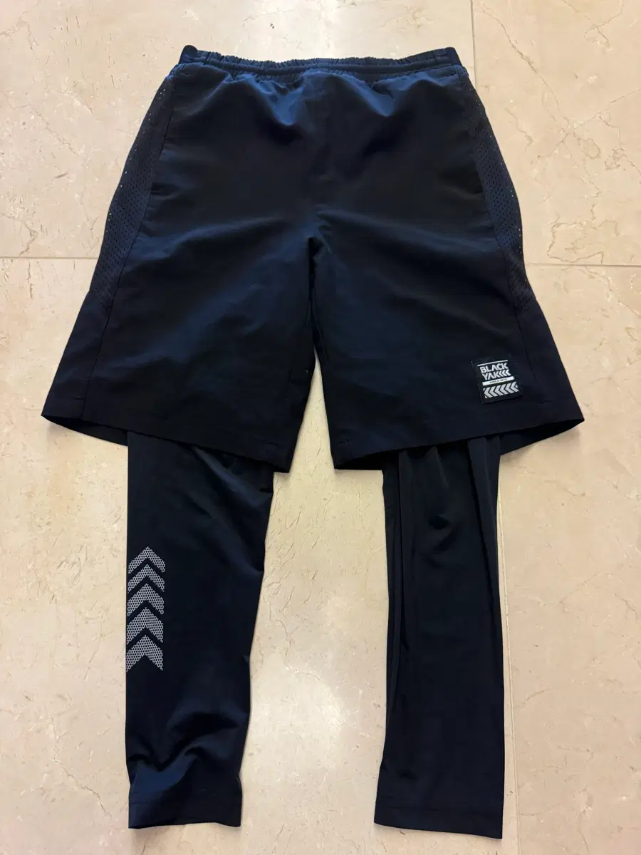 블랙야크 키즈 2 in 1 쇼츠 레깅스 블랙