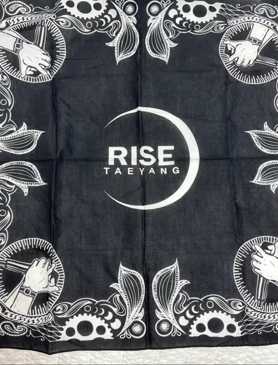 빅뱅 태양 라이즈 rise 반다나 급처 ㅅㅅ료 포함