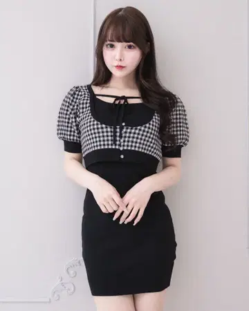 pium 깅엄 레이어드 니트 원피스 블랙 x 화이트