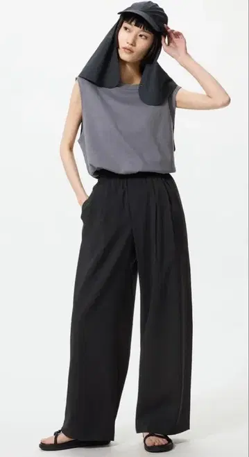 새상품급 UNIQLO 이지턱 팬츠 M