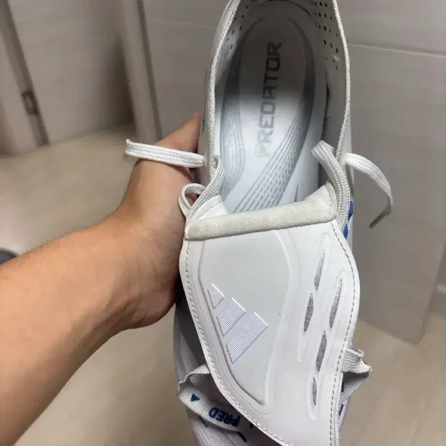 아디다스 프레데터 엘리트 fg