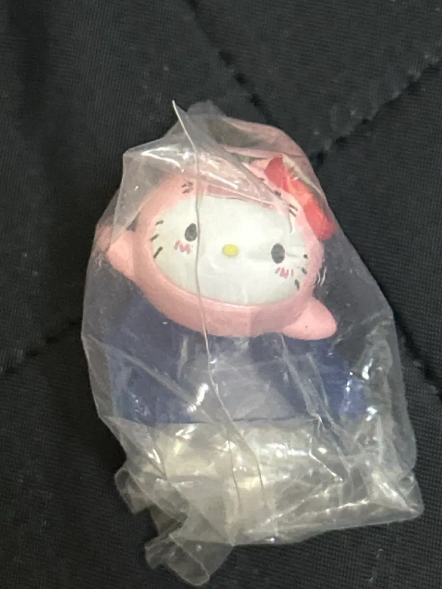 (판매/교환) 산리오 얼음 남극 가챠 헬로키티