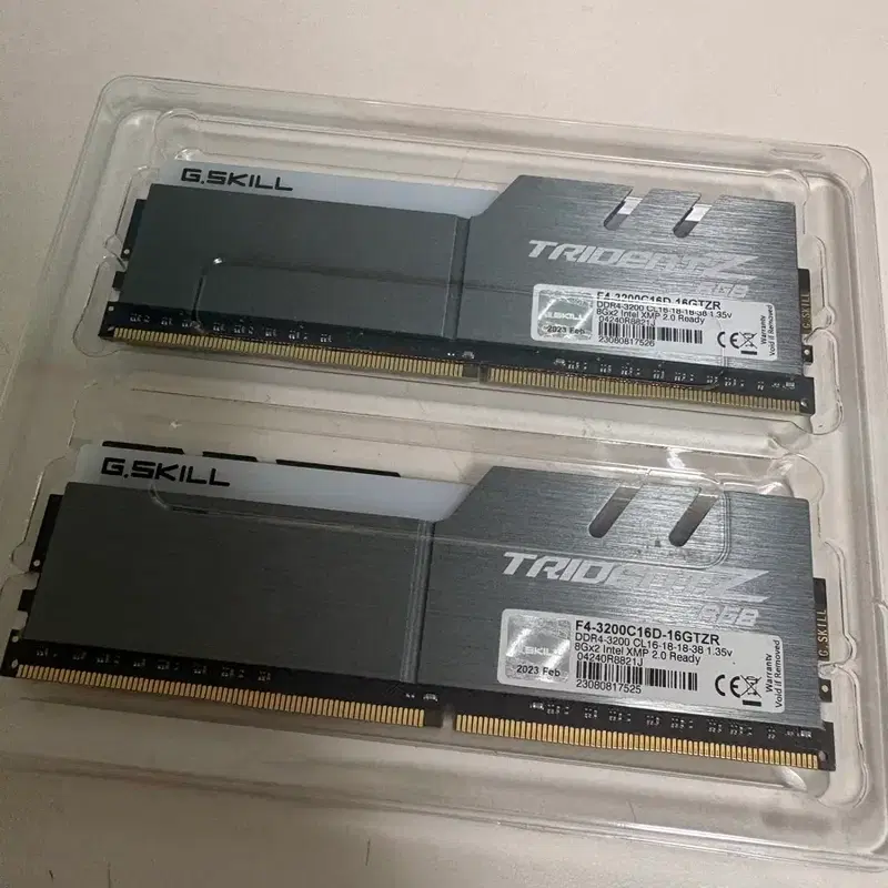 G.SKILL DDR4-3200 CL16 TRIDENT Z RGB 패키지 (16GB(8Gx2))