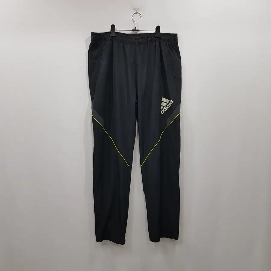 R305 아디다스 로고 검정 추리닝 트레이닝 바지 남L
