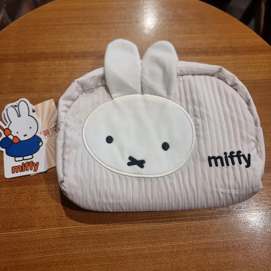 미피 코듀로이 파우치