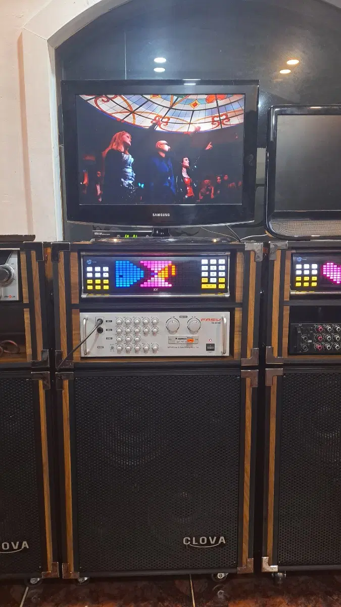 금영필통 신바람 노래방기기 풀세트예요