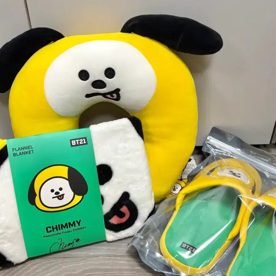 (미개봉, 미사용) 방탄 BT21 chimmy 치미 목베개, 담요, 실내화, 볼펜