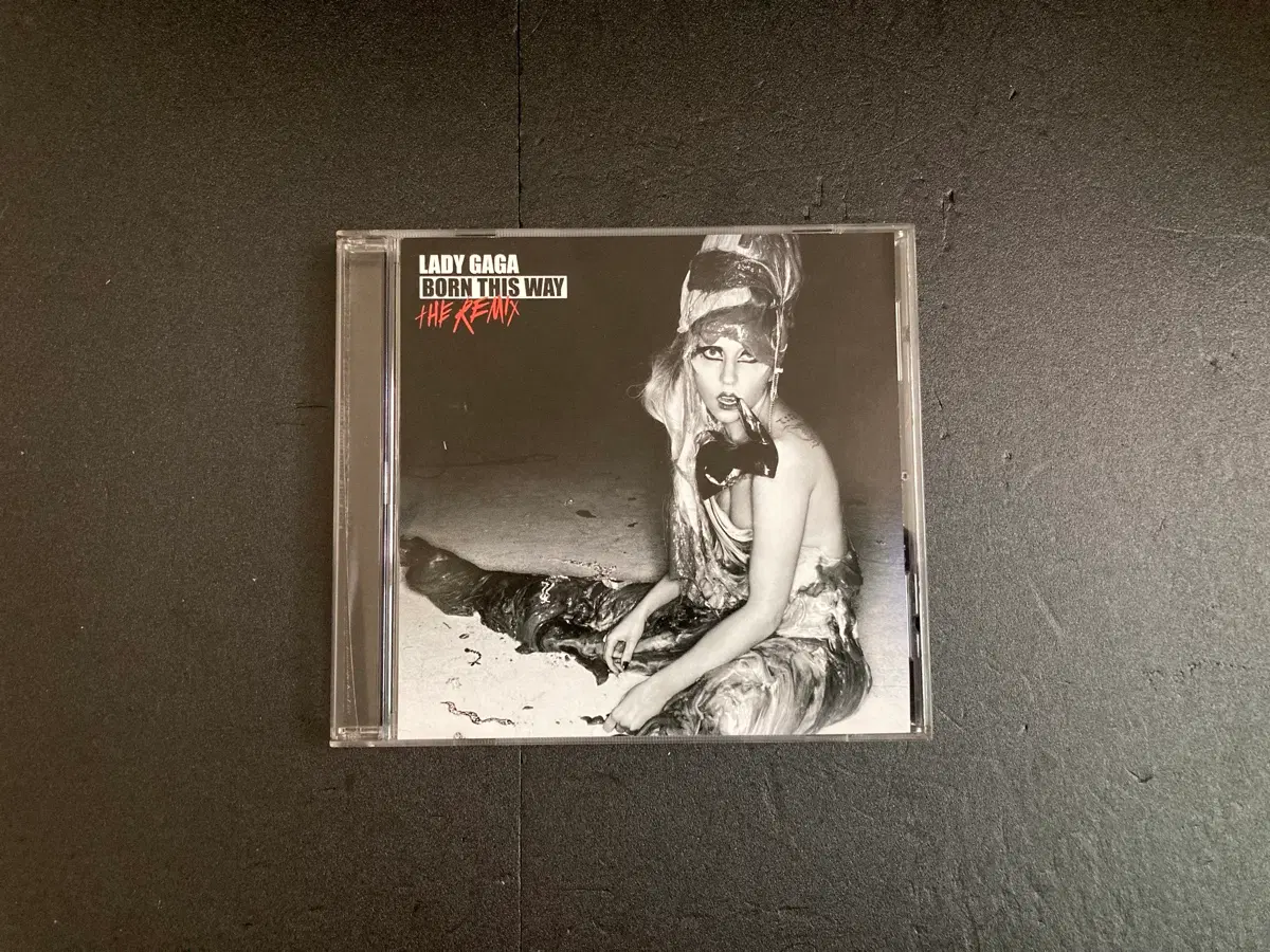 레이디가가 Born This Way:The Remix 미사용CD