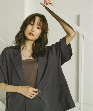글로벌 워크 반팔 자켓 관리하기 쉬운 반팔 자켓