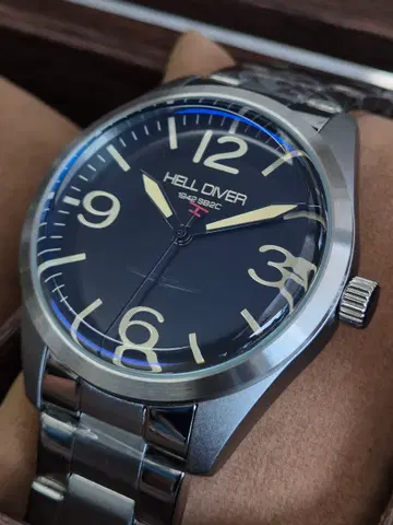 헬다이버 시계 1942 S82C