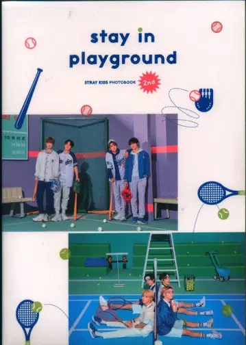 StrayKids STAY in playground